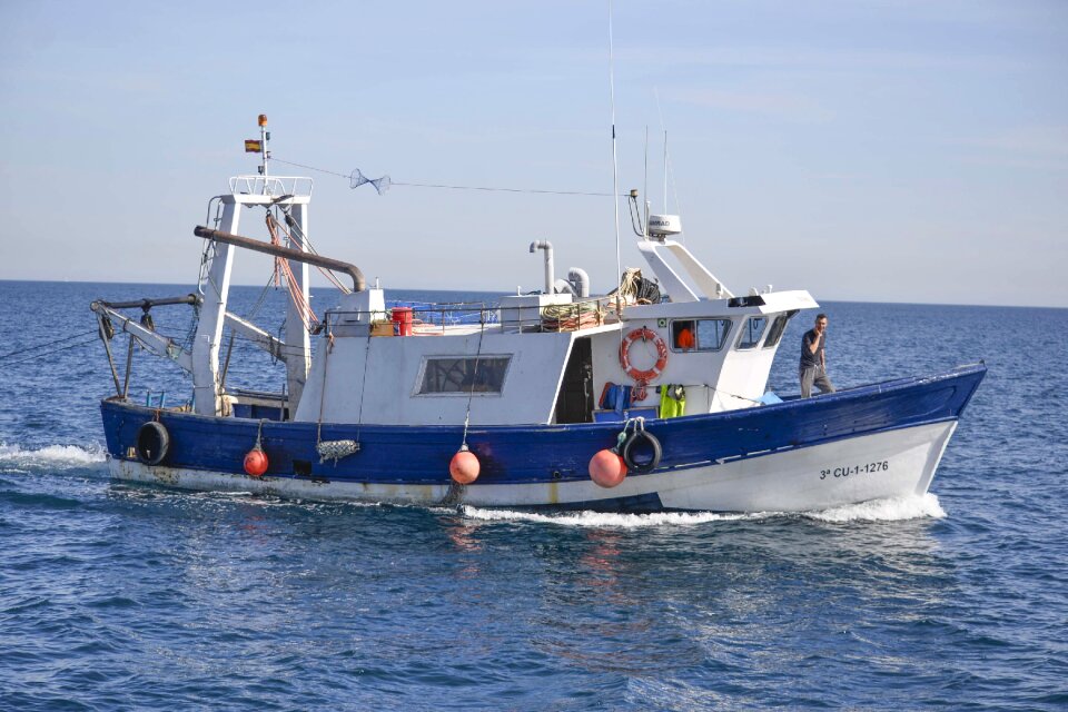 Boat transportation system ocean