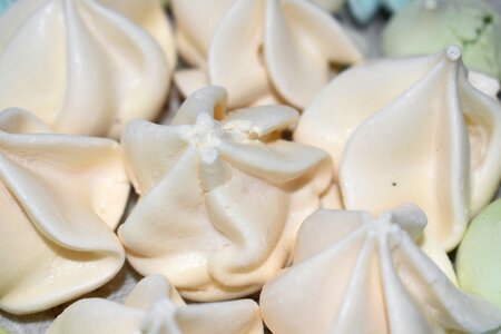 Meringue food cream