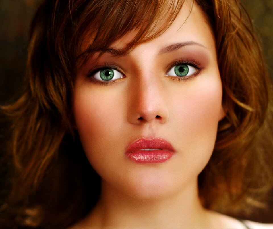 Face eyes attractive