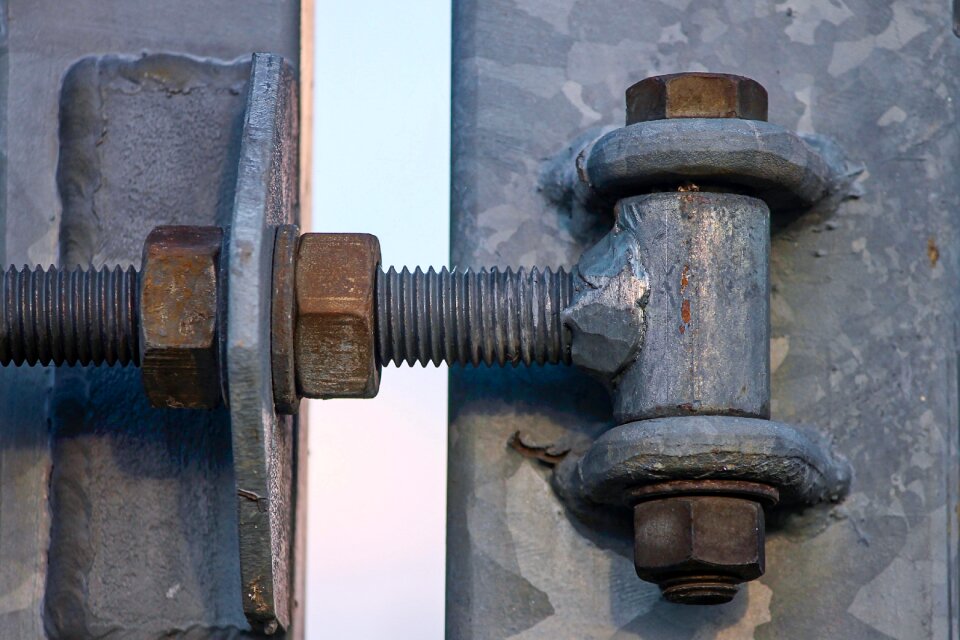 Metal fence flexible