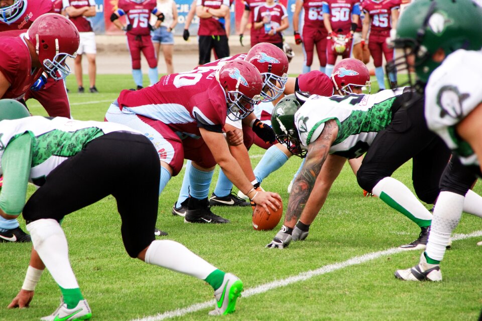 Competition games helmet