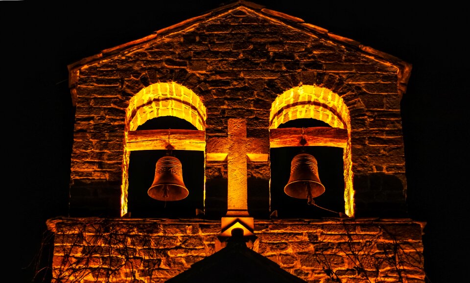 Night jesus building