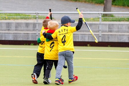 Friends sport children