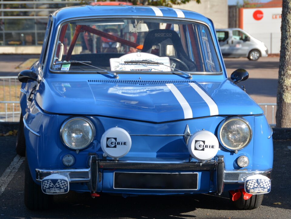 Auto r8 automobile