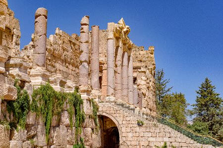 Antiquity ruin architecture