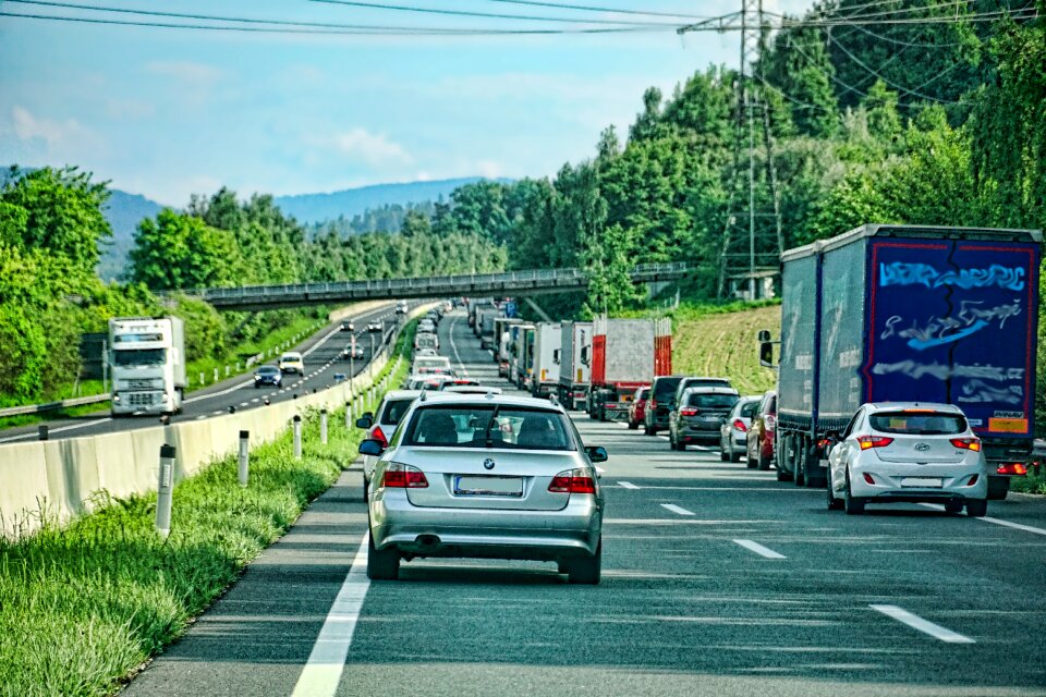 Auto drive vehicles