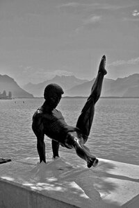 Silhouette performance stretching