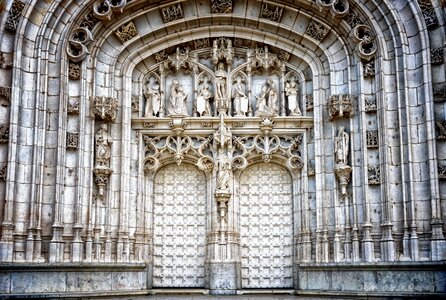 Access ornament archway