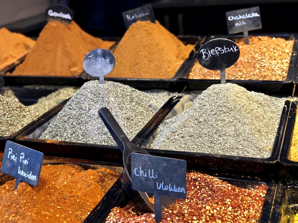 Aroma cooking ingredient