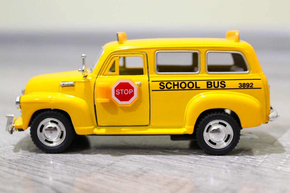 Transportation system drive school bus