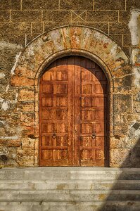 Historical closed architecture