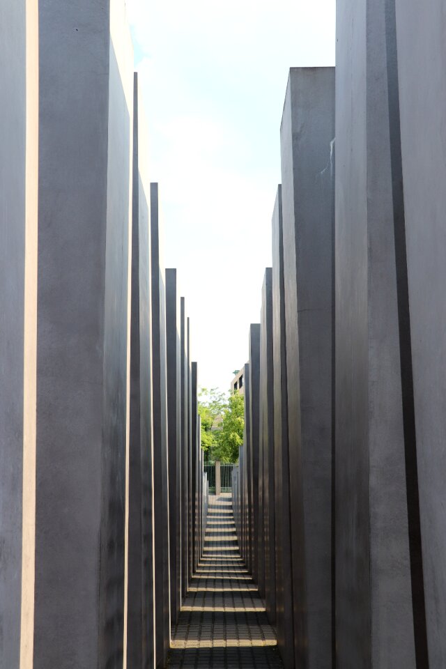 Monument summer sun