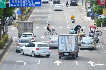 City urban vehicle photo