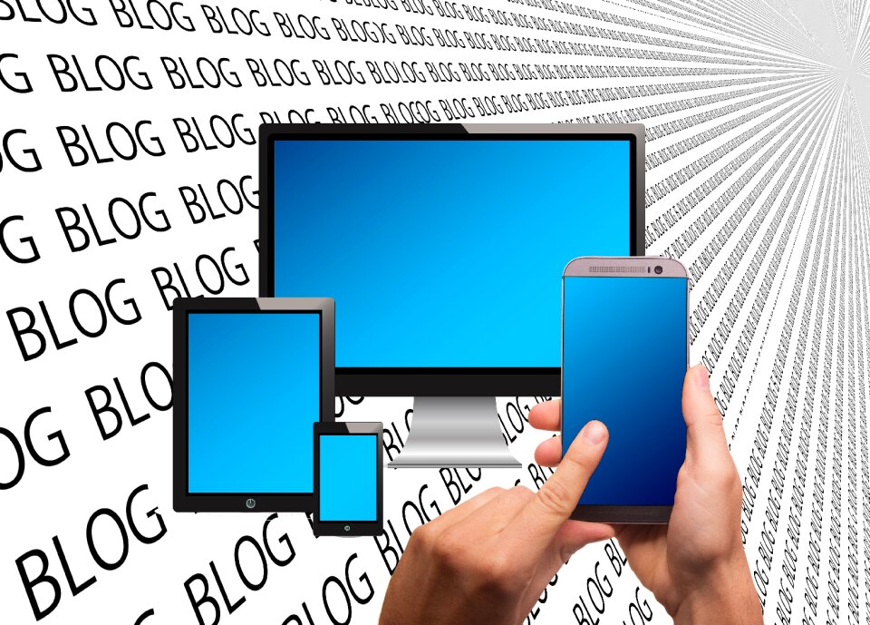 Monitor smartphone organization