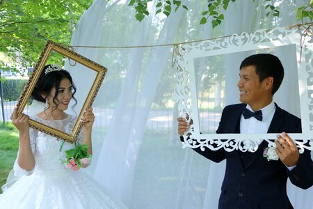 Groom frames picture time