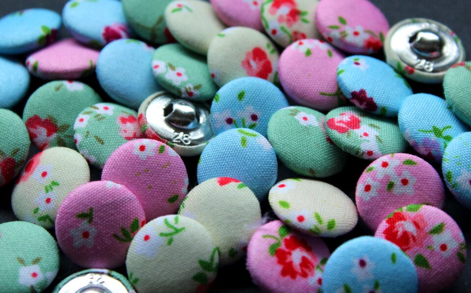 Textile sewing garment accessories
