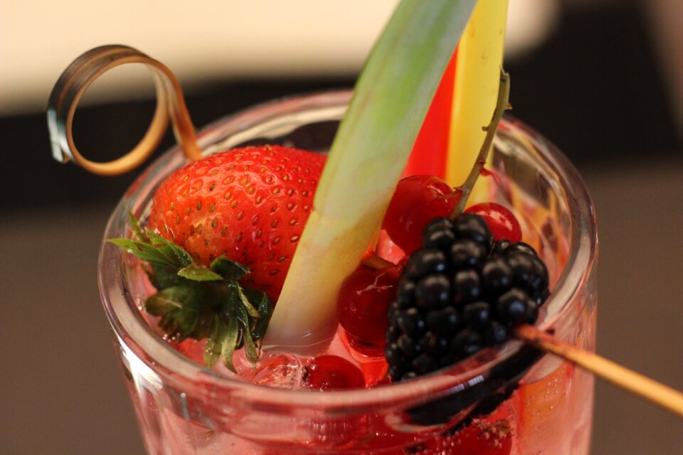 Mocktail shirley temple red