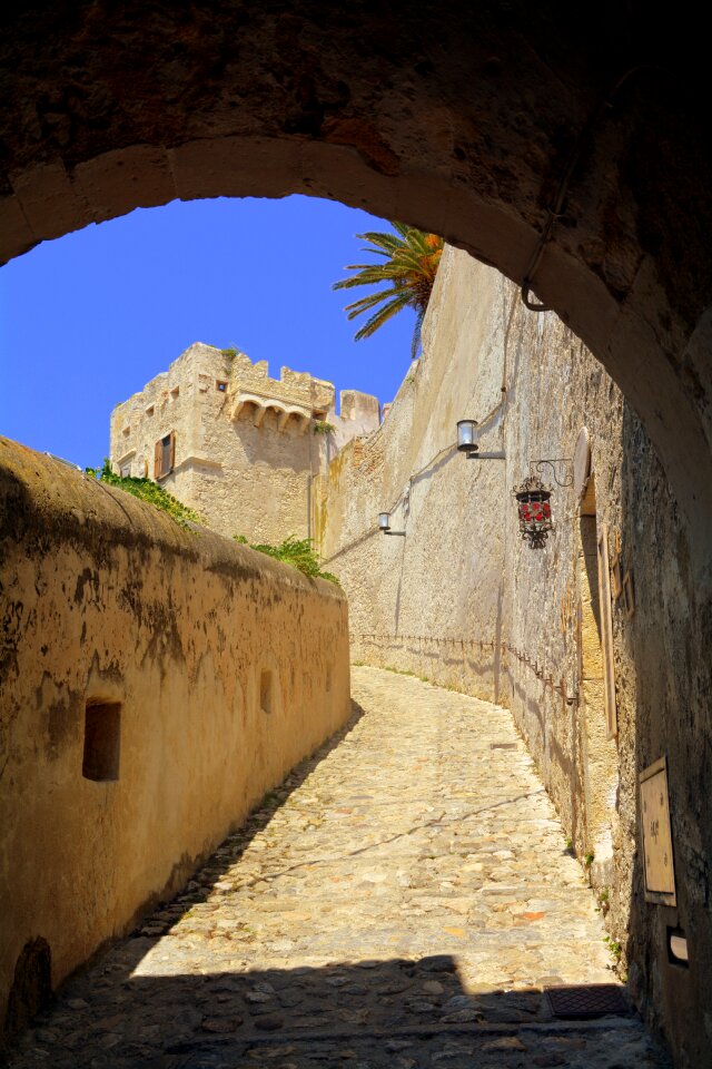 Alley san nicola tremiti islands