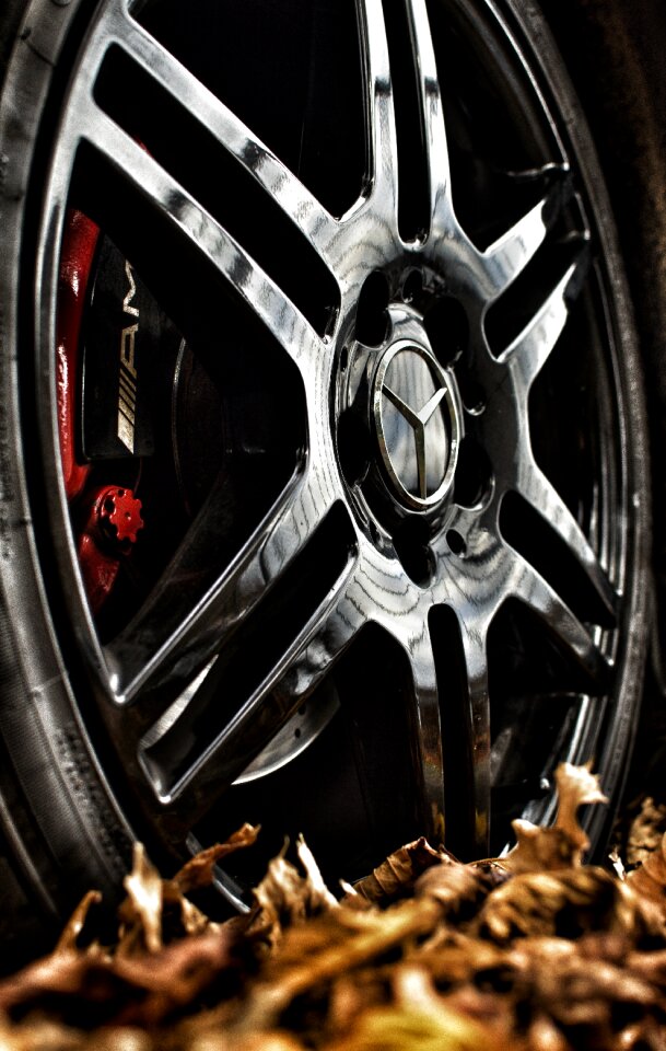 Mercedes wheels black