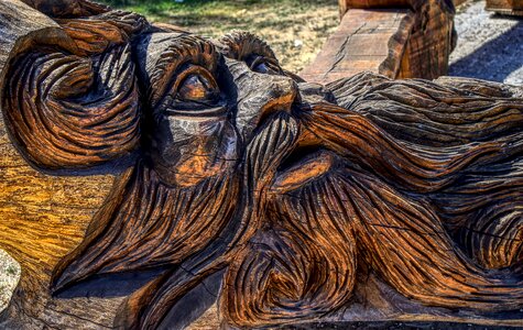 Carving log art