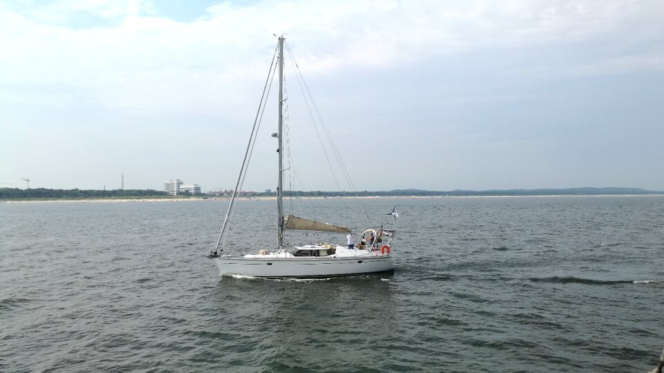 Sailboat cruise boats - Free Stock Photos | Creazilla