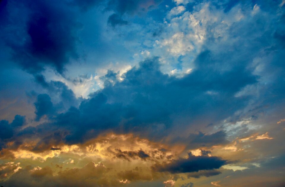 Evening sun afterglow