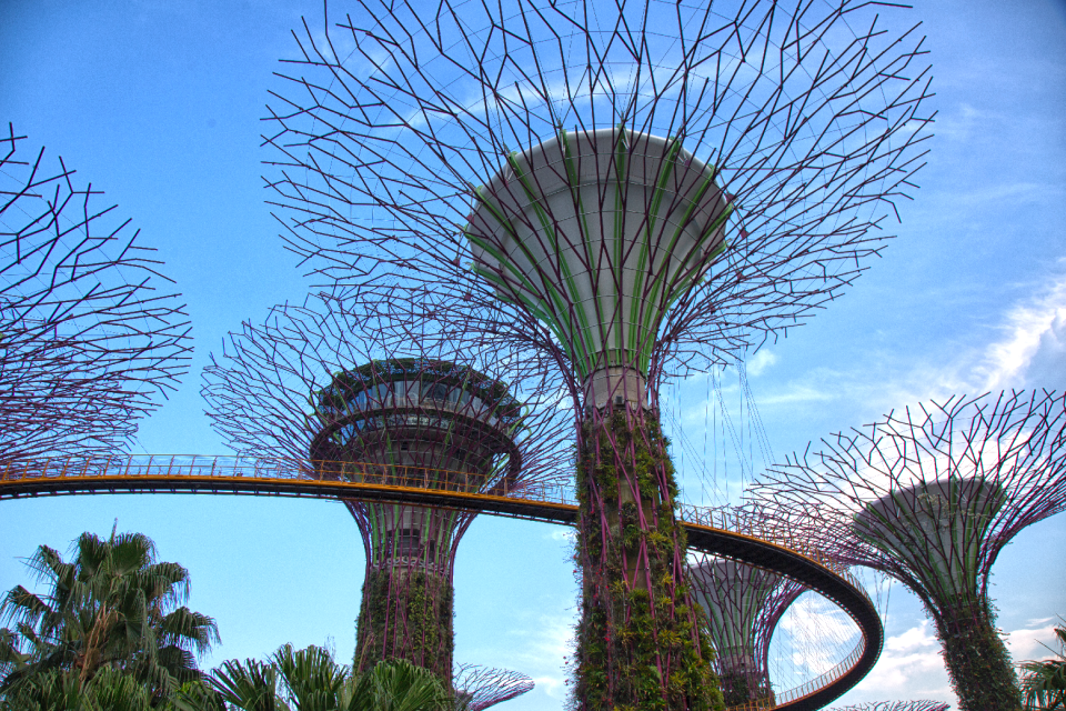 Modern landmark tourism