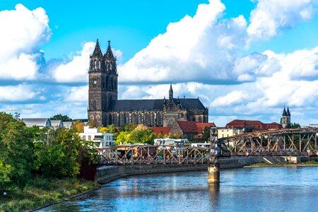 Elbe water bridge