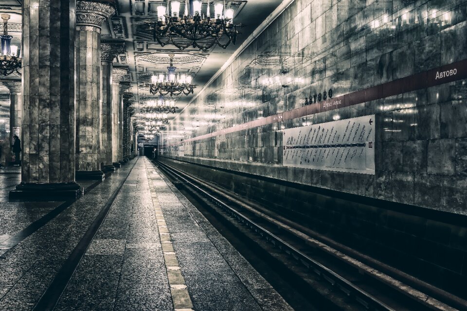 Stop subway underground photo