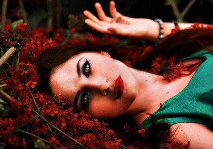 Vampire girl flowers