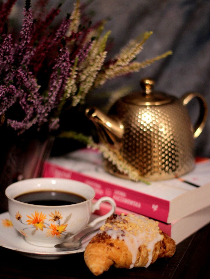 Teacup evening book