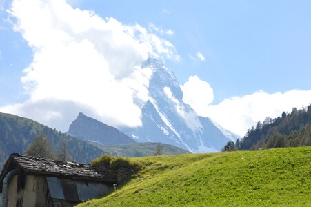 Pasture shed zermatt photo