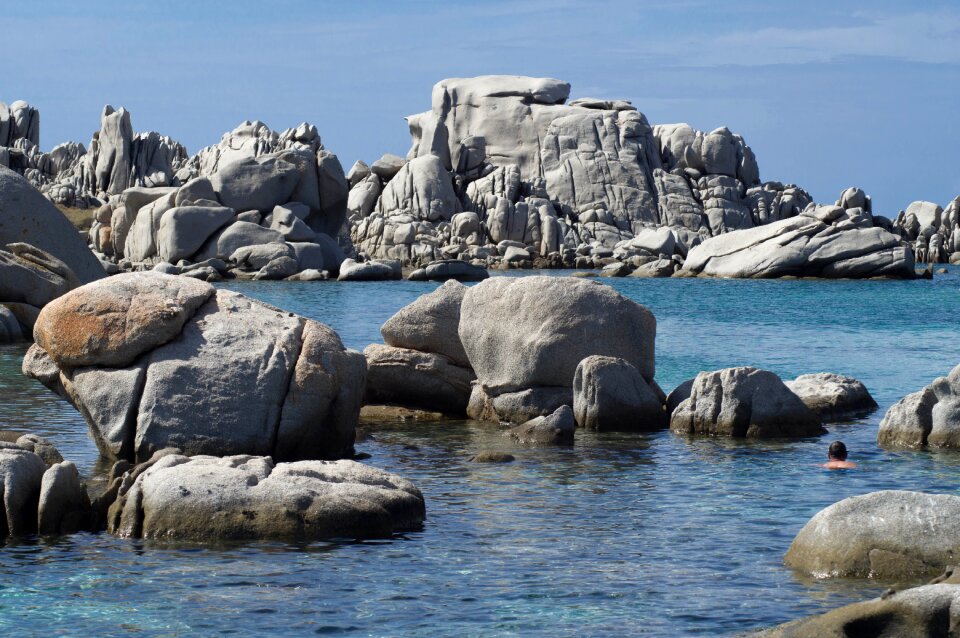 Holiday rocks bathing