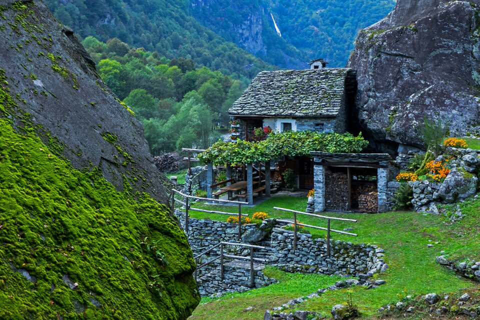 Val bavona val maggia house