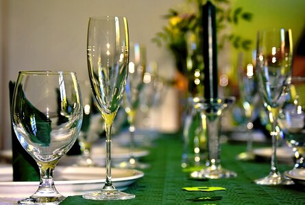 Glasses plate napkins