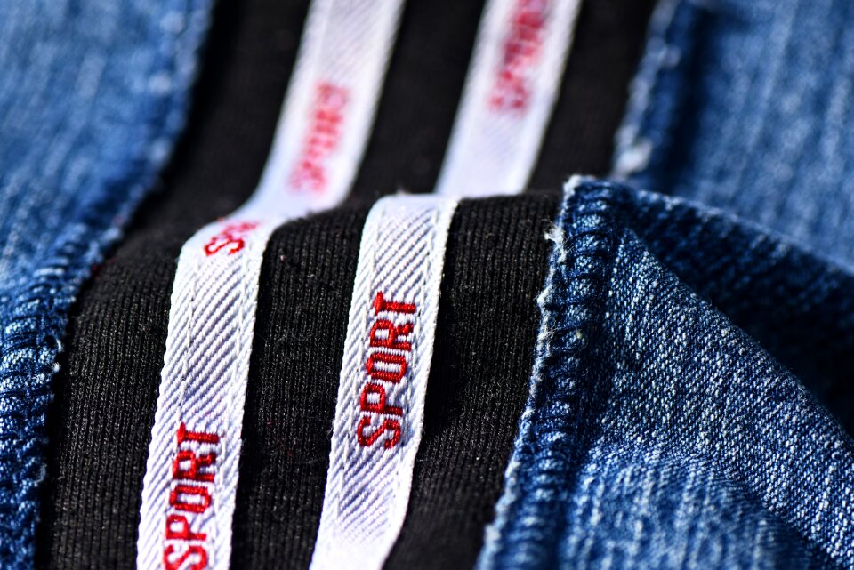 Material cloth piping