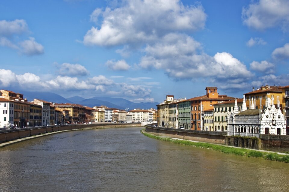 Arno river architecture