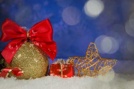 Christmas time star snow