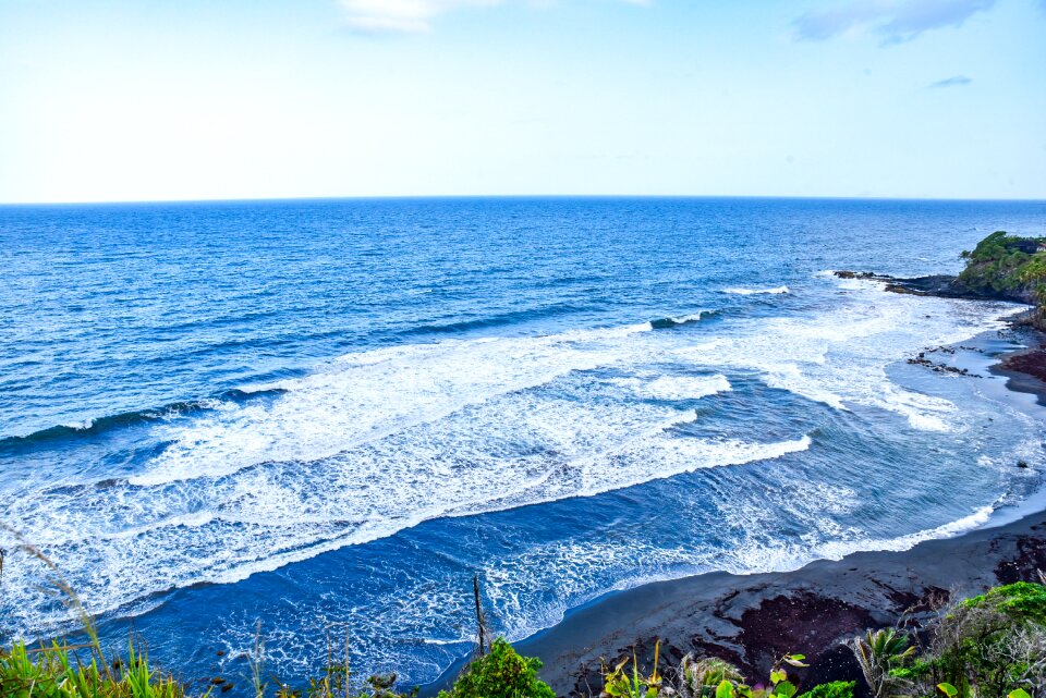 Surf rough seas st vincent and the grenadines