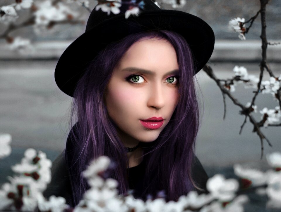 Black hat fashion flowers