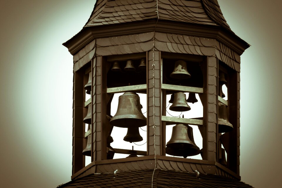 Glockenspiel tower on the lower castle