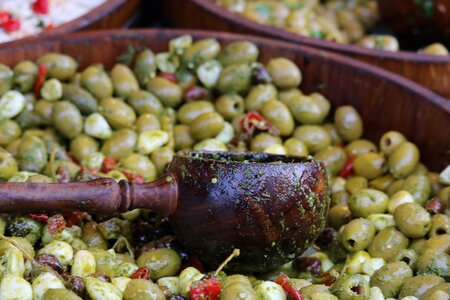 Green olives market skimmer