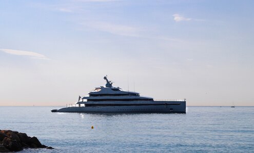 Monaco yacht lake photo