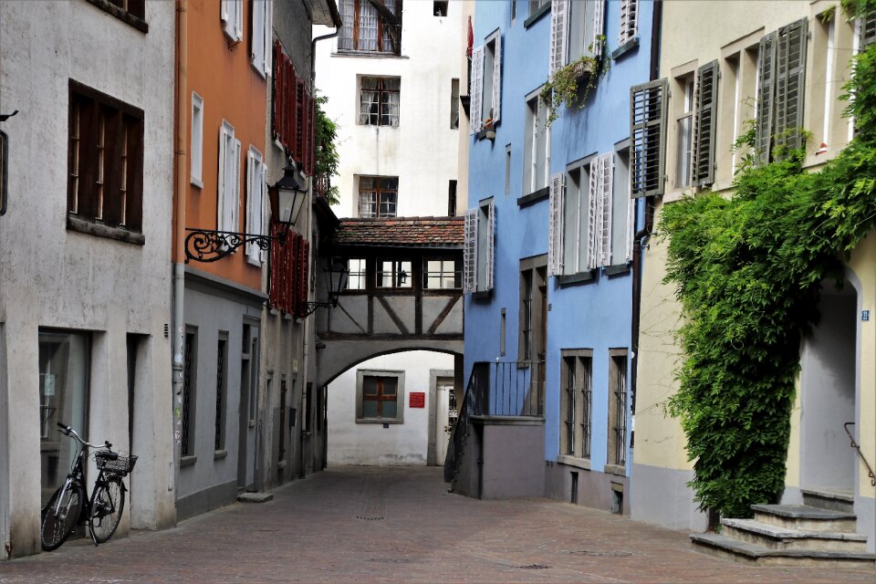 Old windows façades figure