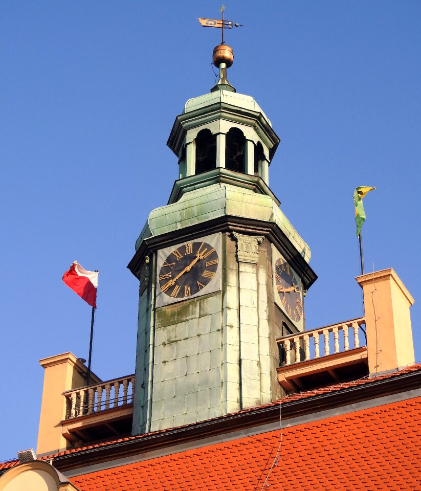 Clock architecture tower