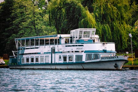 The coast cruises tourism
