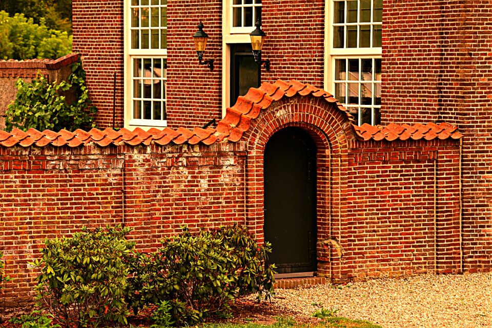 Facade estate historical