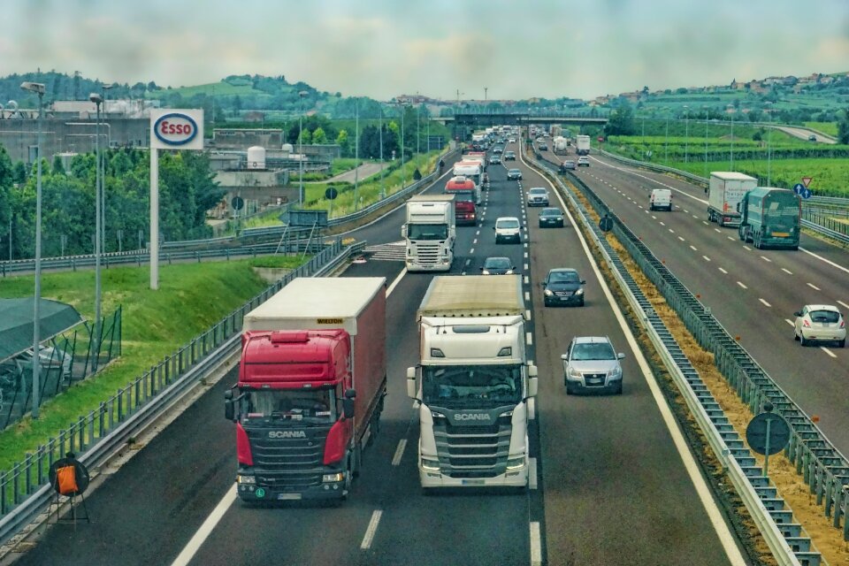 Vehicles mobility road system