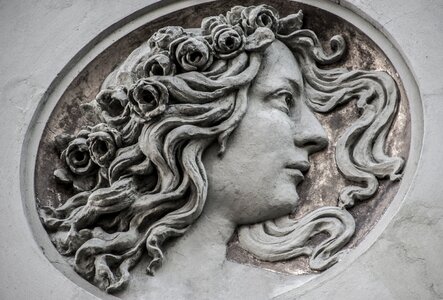 Sculpture relief girl
