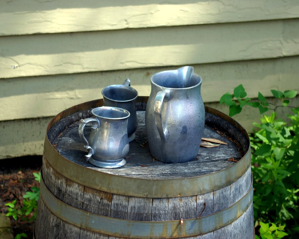 Pitcher condensation cold